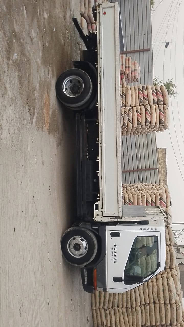 سلام عليكم كنتر بزون ياباني 2005 ايسر بلادي 6برقي 
بريك دسك رقم اربيل سياره بسمي طول البدي 4ونص 
 تخم تاير ياباني جوبلس 17/5 سعر 140بيه مجال بصيط 
عنون بغداد لامين ثانيه ***********
