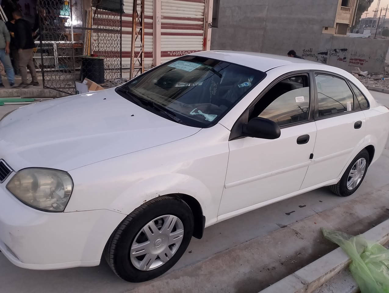 سيارة للبيع اوبترا بيضاء اللون 2004 مابي صبغ مكفوله شرط تحويل من الشرعي الرقم بغداد الشرعي بل موصل الاستفسار اكثر الاتصال على الرقم *********** بي واتساب
