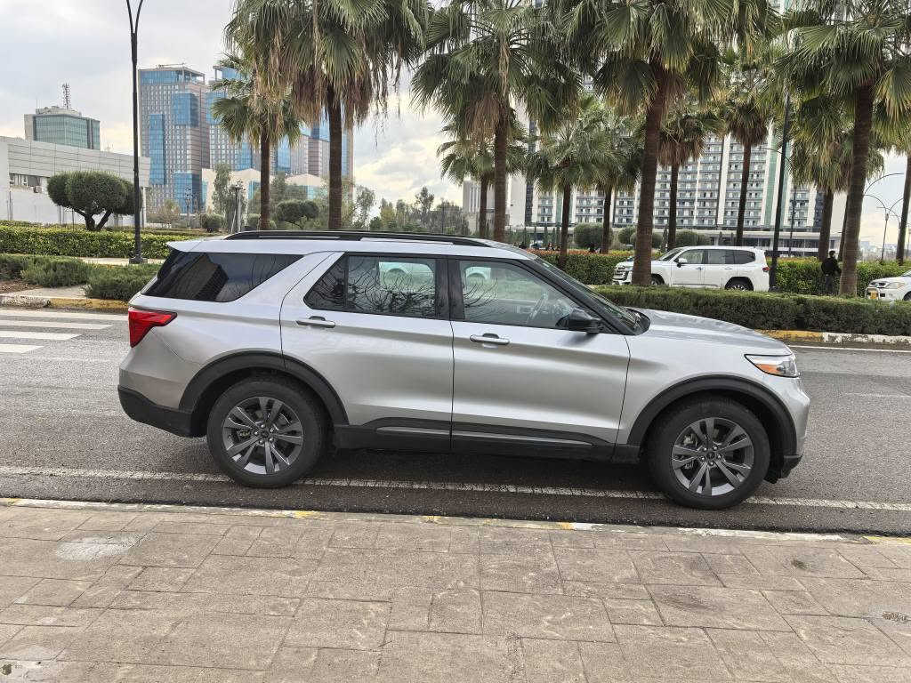 🚙 **للبيع | Ford Explorer XLT 2022** 🚙

📍 **الموقع:** أربيل
📞 **للاتصال:** ***********

━━━━━━━━━━━━━━━━━━

🔹 **معلومات السيارة**
• الموديل: **2022**
• الفئة: **XLT**
• العداد: **48,000 Mile**
• **شرط مكينة وكير**
• **شرط تحويل وخالية من الغرامات**

━━━━━━━━━━━━━━━━━━

✨ **المواصفات**
✅ بصمة أبواب + بصمة تشغيل
✅ تشغيل عن بُعد (Remote Start)
✅ مقاعد جلد
✅ مقاعد كهربائية
✅ مقاعد VIP
✅ تدفئة المقاعد + تدفئة المقود
✅ صندوق كهربائي
✅ تبريد مركزي
✅ إنارة LED / زينون
✅ رادارات أمامية + جانبية + خلفية
✅ حساسات أمامية وخلفية

━━━━━━━━━━━━━━━━━━

📋 **تفاصيل الحادث**
✔️ بجم خلفي (كبس)
✔️ ربع جاملغ خلفي فقط
✔️ بدون دواخل
✔️ الإيربك: بردة فقط وتم إرجاع السيستم

━━━━━━━━━━━━━━━━━━

💯 **سيارة فول مواصفات، نظيفة جداً، جاهزة للفحص.**

📍 **العنوان:** أربيل
📞 **للاستفسار:** *********** أربيل, العراق
