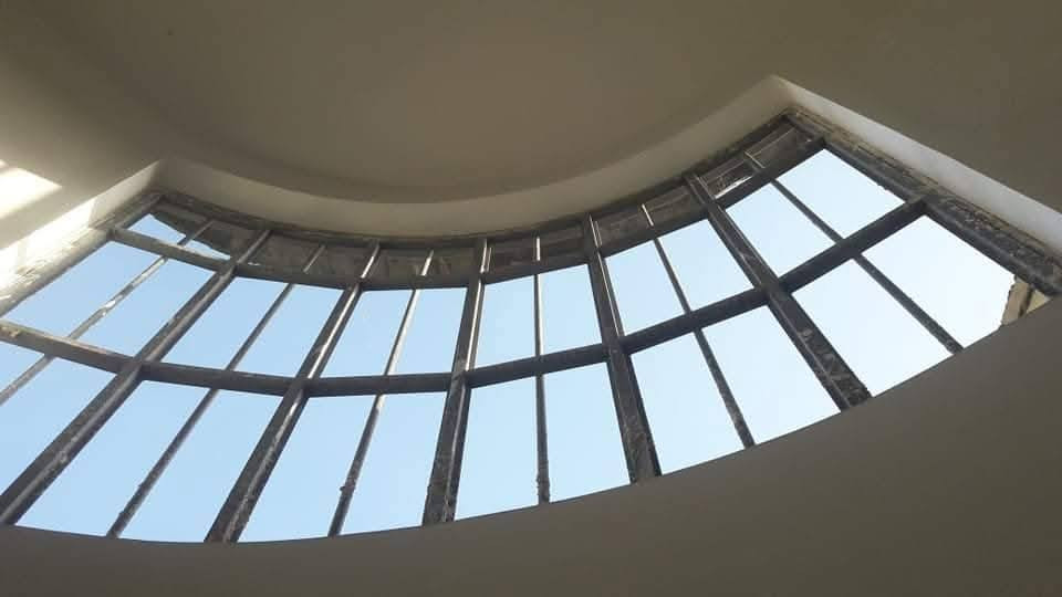 خلفه بياض متفرغ. جص وبورك***********
