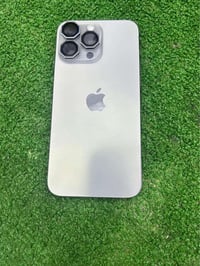 ايفون 15 pro max ذاكره 256   بطاريه 88 ‎%‎  نظافه 100  ماستر كامل ملحق...