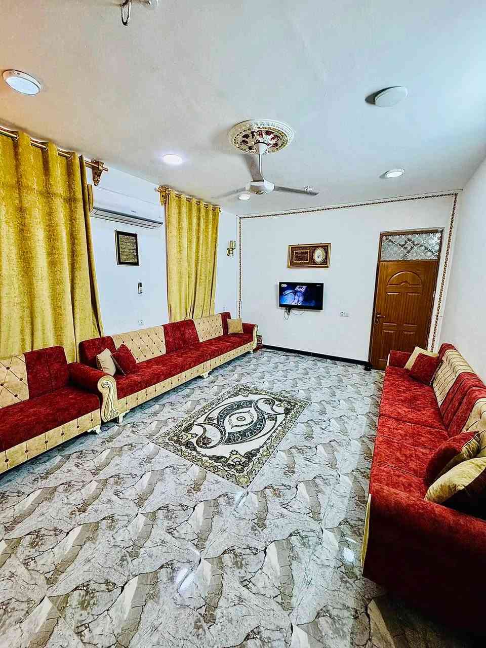للبيع بيت بلبانروما زراعي قرب  المدارس مساحه 220 متر ركن كامل خدمات ***********
