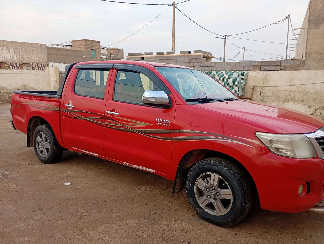 السلام عليكم بيكم فلاونزه 2013  رقم بصره الماني شاصي 12 سنويه 2028 تحويل مباشر بيهه صبغ فوك التاير اليمن الورا اثر زلغ حداديه جديده تبريد تدفه كهربائيات كله جديد وشغال سعرها 165 وبيهه مجال حق الجيه مكاني البصره قضاء الدير   ***********
