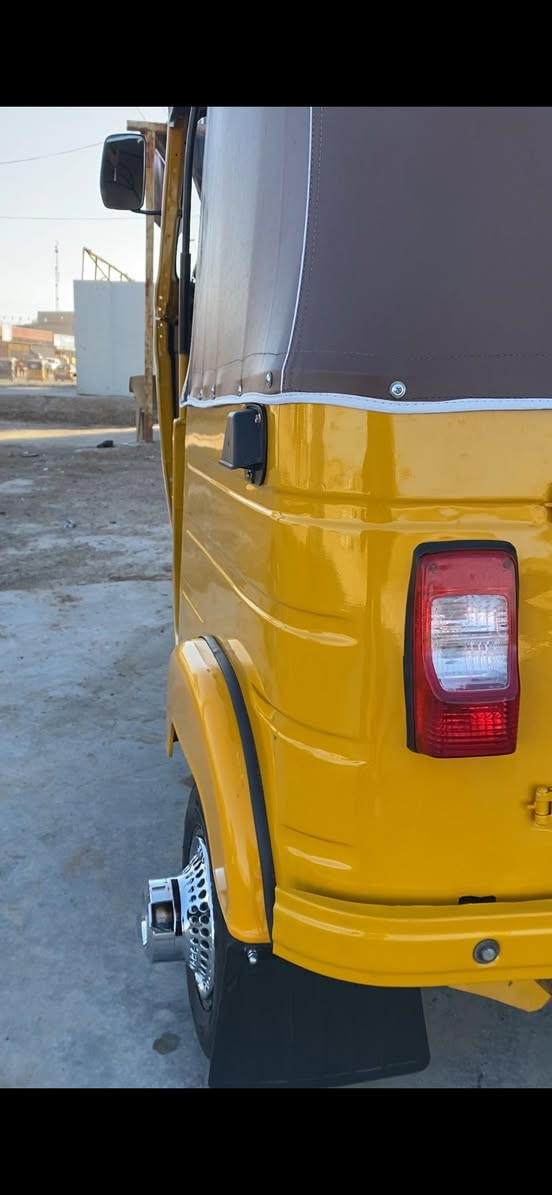 ١٨ اوراق تعمير وصرف كله درجه اولا
المكينه لاتنقص ولا تبخر
المكان بغداد سبع قصور
السعر ٥ مليون 
***********
