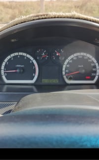 افيو 2010 • مكفولة • رقم واسط