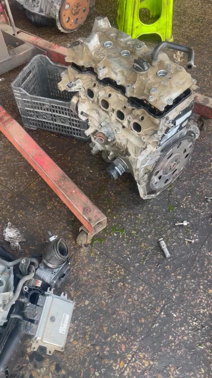 سلام عليكم تم تبديل محرك نيسان هندي 
اخوان اهم شي تنغسل من تكمل حتى ابو السياره من يشوفهة يرتاح نفسيأ اخوكم ابو عباس اي شي تحتاجو خادم شارع ٦ 
***********
