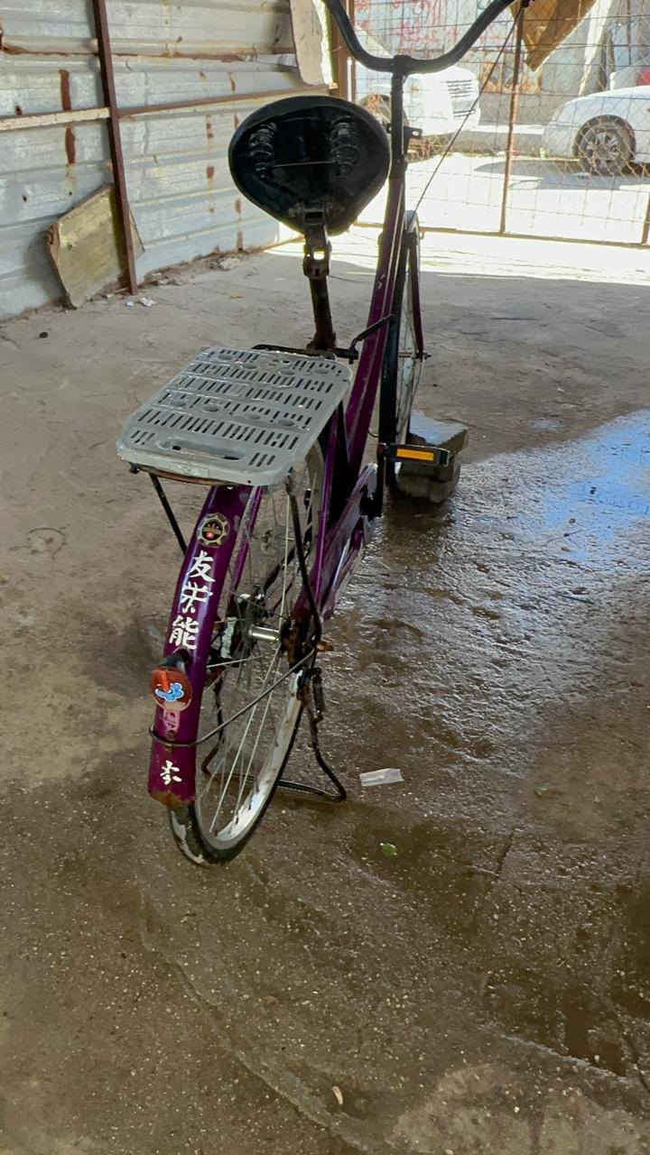 سلام عليكم  شباب بايسكل البيع سعره 100 وبي مجال البصره 5ميل رقمي الموبايل ***********
