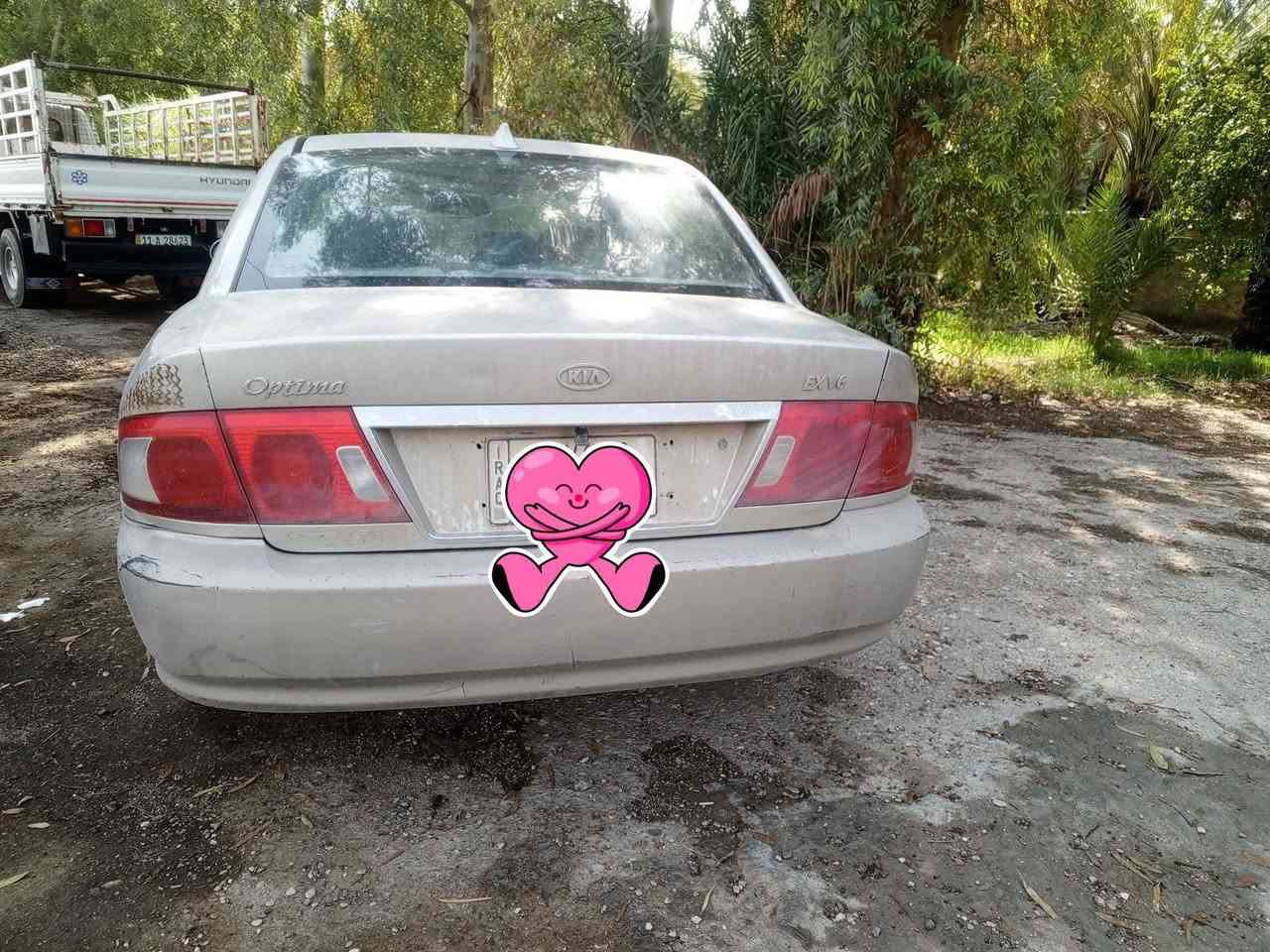 مطلوب سوناتا اوبتيما النترا ادوات 
مراوس اصولي مشروع وطني رقم نجف
اوبتيما 2006 وارد امريكي 
 جاردة و مسمكر 
ما صابغها بسبب الظروف
محرك 2700 V6
حدادية جديدة صار شهر من سويتها 
تخم تاير جديد  صار 4 اشهر شديتهن
كهربائيات بلادي بس فتحت السنتر لوك قفل السيارة بيدي لان الريمونت ضاع 
غراضها كلها موجودة اي نقص مابيها 
سيارة  كشىرها نظيف شرط 
بيها طخات معدلهن عالبارد _درجة اولى والصور كدامك
بنيد واني امشي 160نفتح وفلش الجامة و السلايد روف  وصارت رصعتين صغار بالسقف 
مبدل بنيد بلادي اصل/ السعر  45
***********
