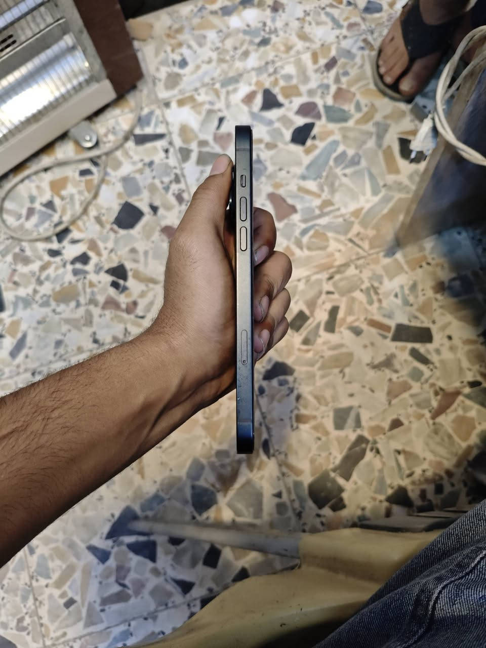 ايفون 14 بلص ذكرته 128 بطاريه 84 الجهاز ماستر مكفول كفاله عامه من شحن اتصال من كلشي برغي ممفتوح بي سعره 600 بي مجال ***********
للتصال (عربي شرق اوسط AAA)
