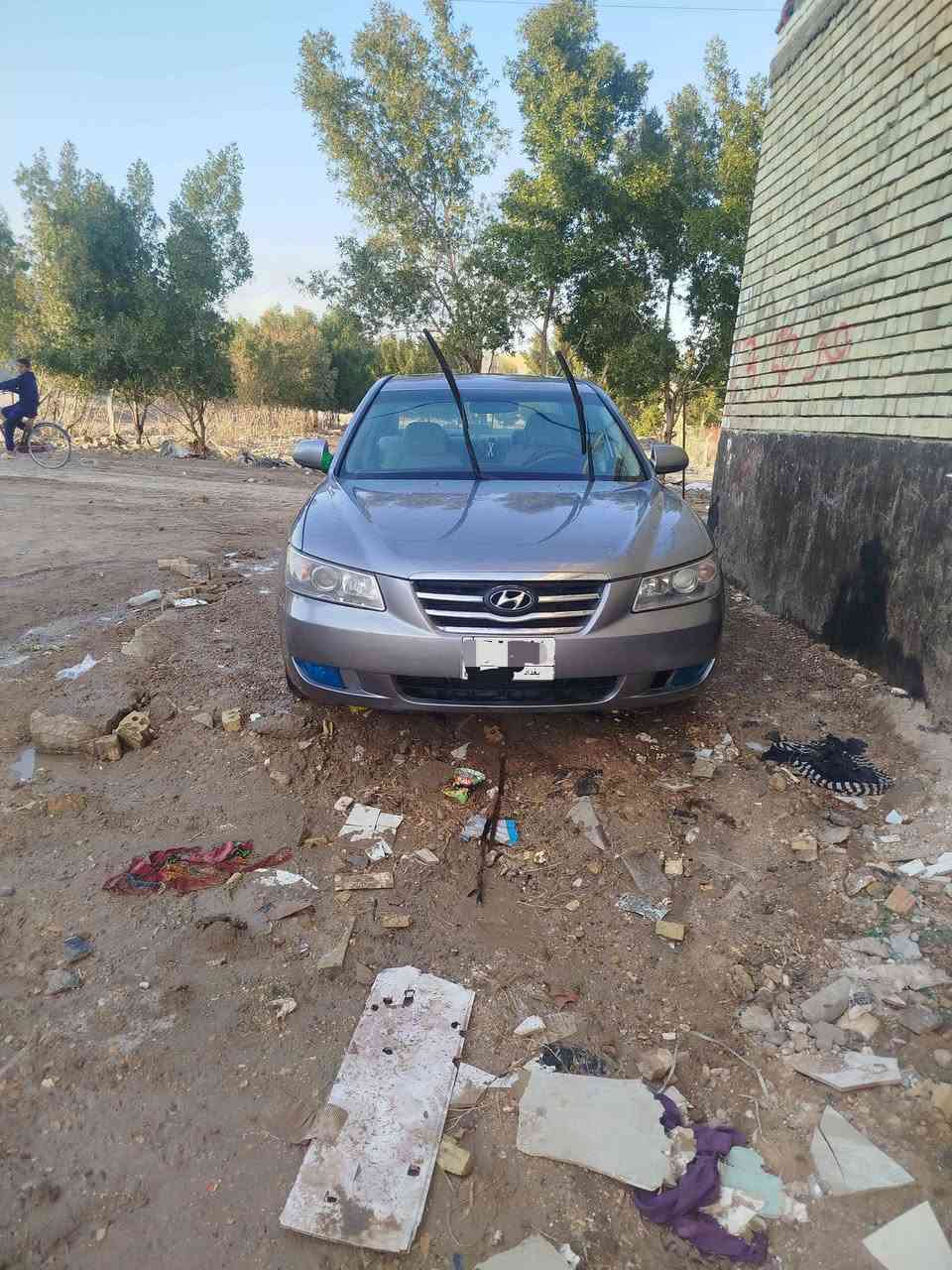 سلام عليكم 
سوناتة موديل 2006فول مواصفات عدة اشاير بل مري فتحة تحكم ستيرن شاشة بلادية كامرة خلفية بيهة صوت بل رواجز مصبوغة حزام قمارة كفالة عامة رقم بغداد مكينة كير خير من الله بيع مستعجل مكاني بابل المدحتية رقمي ***********سعر 84وبيهة مجال جية بغداد, العراق
