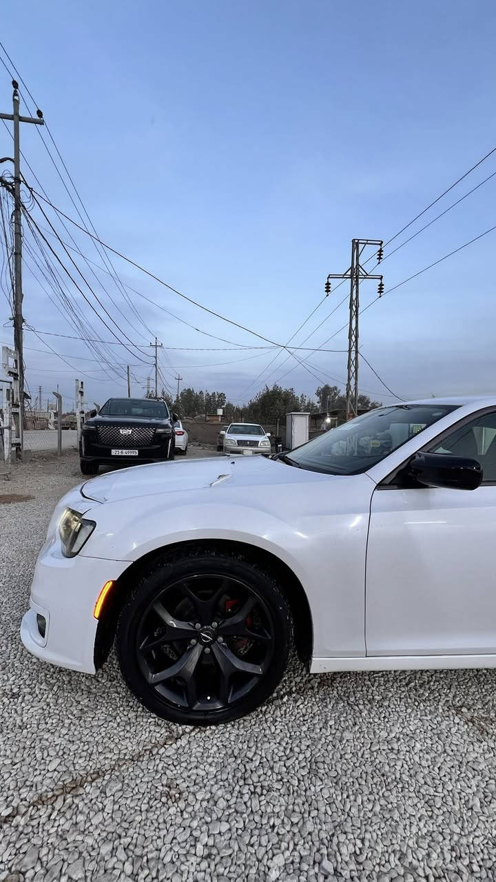 للبيع
كرايسلر /2015
وارد كندي داخله كلين وهنا صار بيها حادث جاملغ وباب ايمن تبديل وباب الخلفي الايمن فقط رش رقم سيلمانيه مداور مكان السياره نجف السعر 185$ وبيها مجال بسيط 
الاتصال ***********
