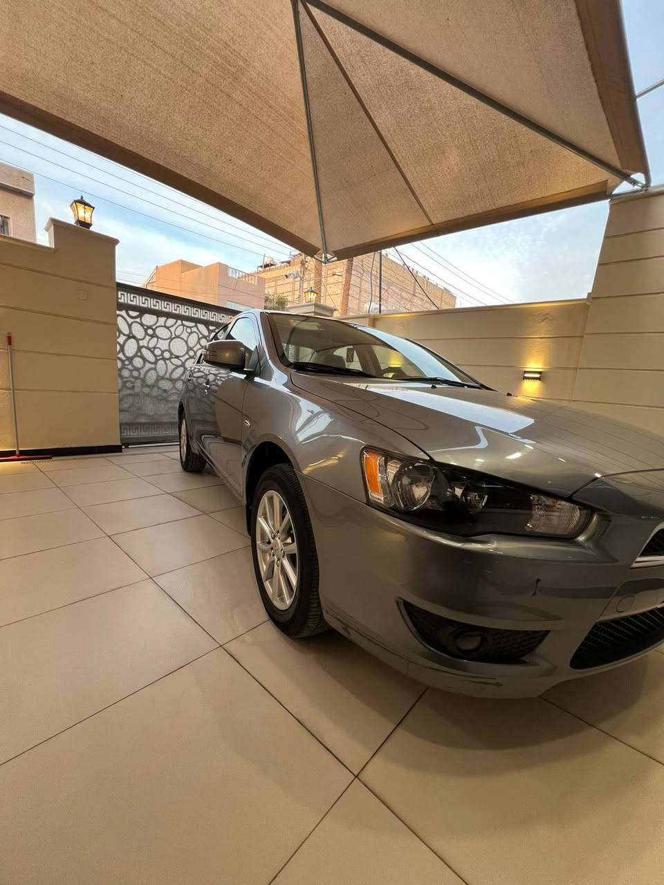 السلام عليكم
للبيع لانسر 2016 EX
مكفوله كفاله عامه
جديده جدا 
ماشيه 29 الف حقيقي 
فتحه 
تحكم ستيرن 
كامره 
وحساسات 
شاشه 
زنون
المكان السيديه
للاستفسار 
***********
