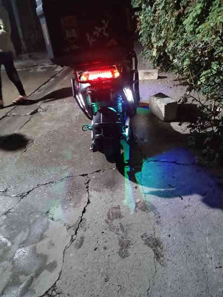 السلام عليكم ماطور شحن كوريا ام ار  رياضي مزود فول تزويد  للبيع استعمال قليل جدا بريكات رياضي دسك امامي وخلفي دبل اشاره مدرع بل كامل بلوتوث بي  6 بطاريات ونلي الاصليه
لايت عالي ناصي اصفر وزينون  ورماش تايرات بطح السعر 800 وبي مجال
مكاني موصل
*********** وبي واتساب
