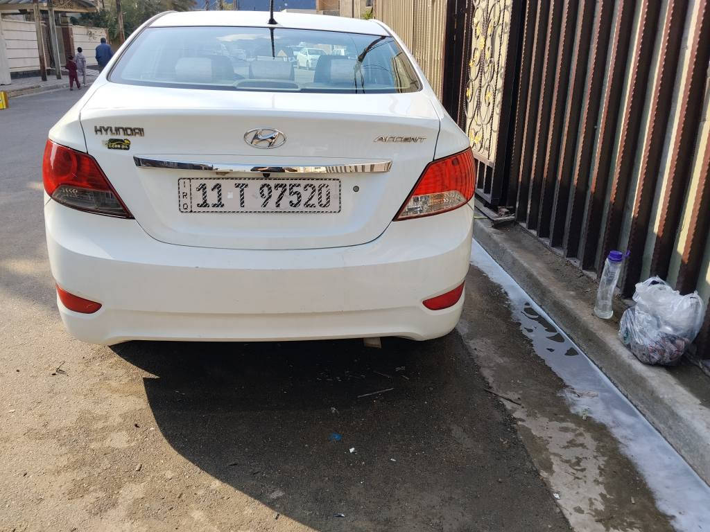 اكسنت 2013 خليجي محرك 1600 دوش رقم بغداد باسمي كير محرك تبريد كفاله تايرات باتري صدر سياره جاهزه من كلشي باسمي شاشه كامره تحكم ستيرن فتحه سعرها 103 وبيها مجال مكاني بغداد الكرخ *********** بغداد, العراق
