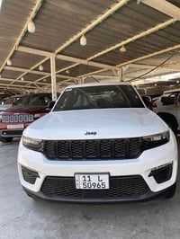 جيب كرانـد شيروكي التيتيود  بلاك ادشن موديل 2024 ضمان شركه هارلم  معرض...