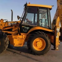 JCB للبيع موديل 99 رقم قادسية نگليزي  تحويل ثاني يوم مكفوله گير +محرك ...