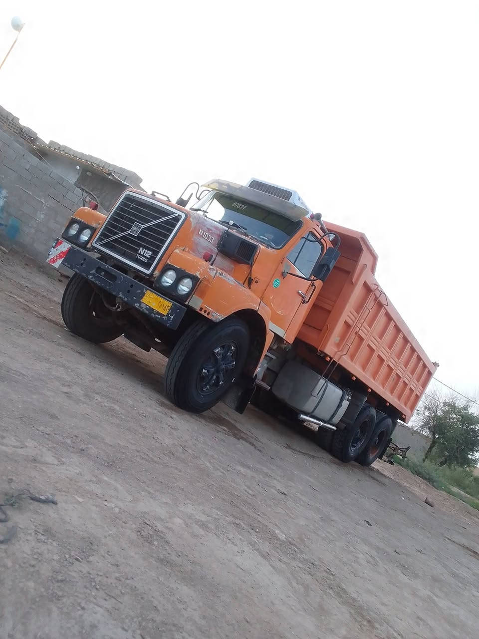 سلام عليكم فالفو للبيع مجموعه بلادي 14تخم تاير السياره سنوات ال29 جاهزه للشغل تبريد ثلج مراوس حسبت القناعه سعر 22وبيه مجال رقم الهاتف  ***********
