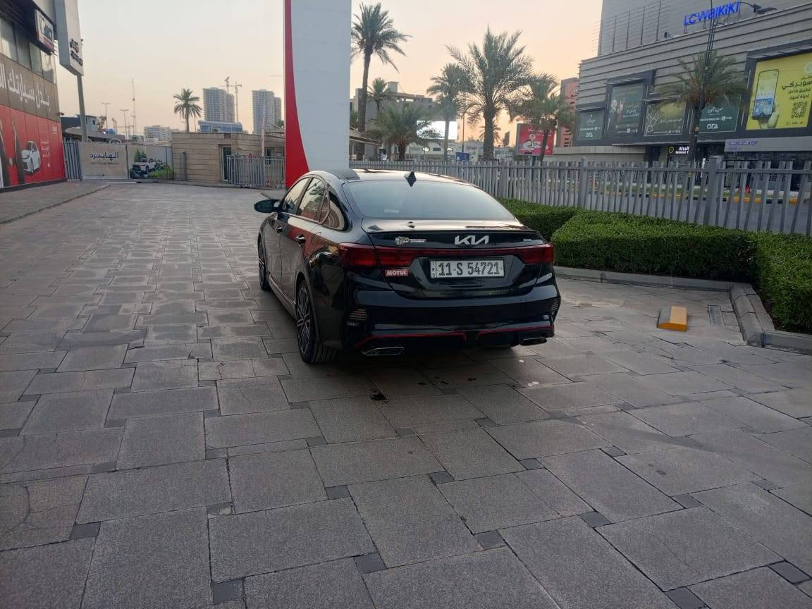 سلام عليكم تفاصيل داخل صور 
سياره هسه ماشيه 42 ميل 
عنوانه بغداد الحارثيه
***********
السعر 145 قابل التفاوض 
سياره جديده كلش علي ايدي 
مابيها اي نواقص جاهز 
من كلشي
