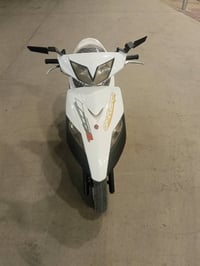 دراجه ماكس ثعلب نظيفة سلف هندر كهربائيات كلها شغاله مكينه ابلاديه  ناع...