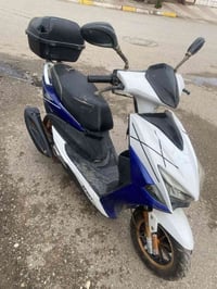 دراجة صيني  للبيع نظيفة مجفتة جديد كل أغراضها جدد سنتر لوك تشغيل ع الر...