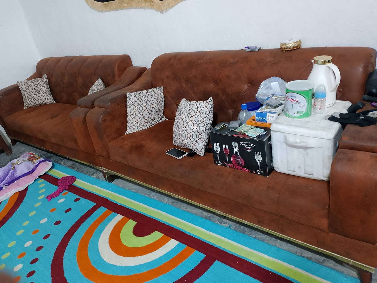 سلام عليكم غراض بيت للبيع المكان بغداد ***********
