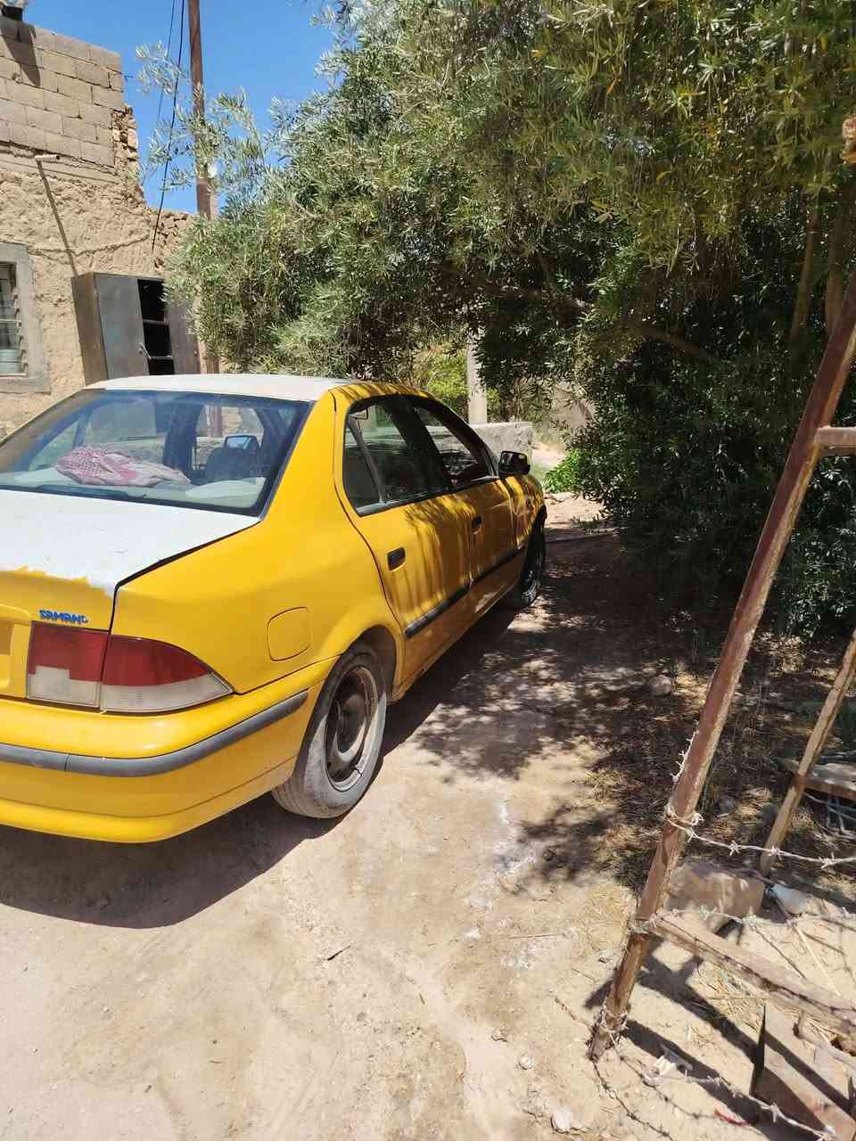 سلام عليكم شباب اكسنت للبيع محرك مامفتوح الكير جديد السياره تحويل مباشر السياره بيه بس الجاملغ الايسر الخلفي السياره مكفوله كفاله عامه السعر 30 وبيه مجال ***********
