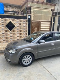 وبركاته كياريو 2012موصفات فول برايد تحكمات سترين فتحة بالسقف محرك 16تد...