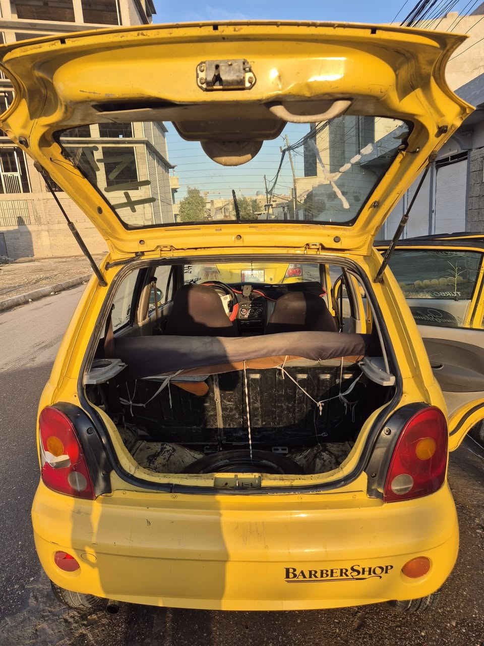 كوكو 2011 بغداد  سنويه 2027 كاربون بانزين بدون ضرر .. تدفئه وتبريد غرامه صفر هيئه ١٠٠  كير شرط مكينه  بيها صرف قليل المكينه ذهب السياره صاحبها بل موصل تحويل وكاله مكاني حي الزنجيلي ،، هاتف(*********** ) السعر ٢٥
