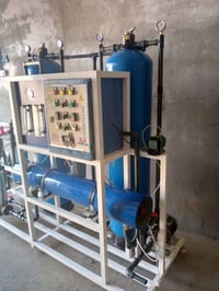 محطة واحد متر الف لتر بساعة محطه شركة أواب مضخات ايطالية لوارا + خزان ...