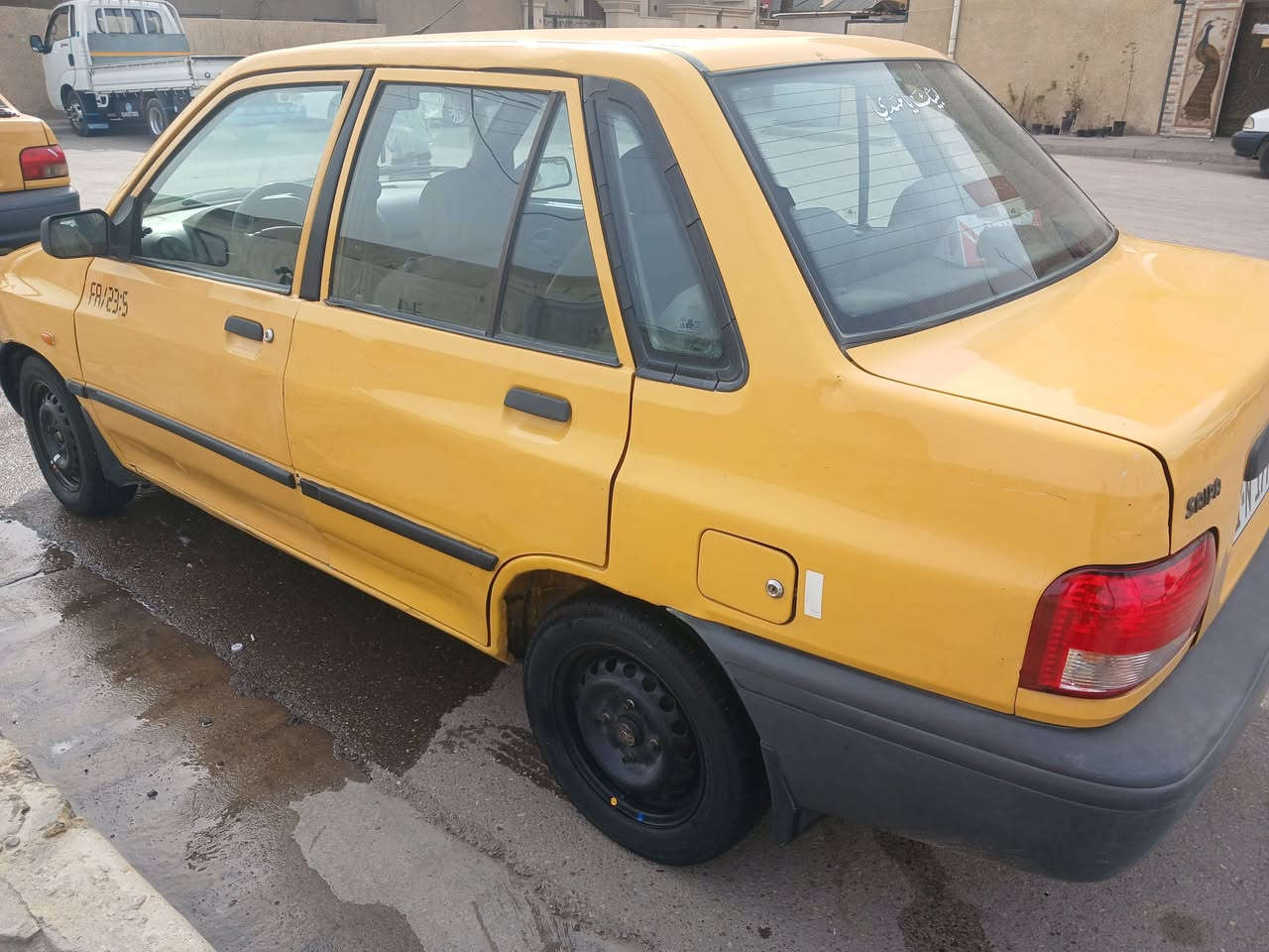 سلام عليكم شباب سايبه ١٤ للبيع 
محرك وكير وكلج مكفولات
صدر امامي خلفي جديد
كهرباياته كله شغاله عده التبريد
شواصي مكفولات فطر زغير يمه الجسر
مابيه ضربه ولاخياس ولاتبديل 
جامه جديده بيه هواي شغلات ابدلهن بس مذاكرهن
مصفره هيئه وغرامات سنويه جديده 
مكاني بغداد حي الجوادين 
هاتف ***********
السعر ٣١ بيه مجال بسيط
السياره بسمي تحويل ثاني يوم
