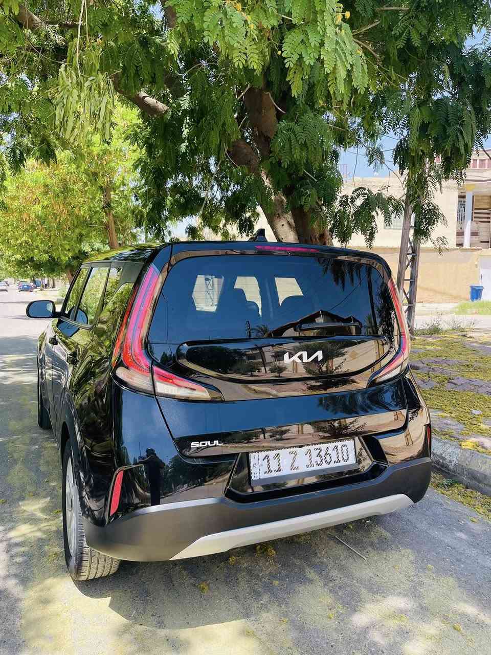 السلام عليكم عندي كيا سول 2023 رقم بغداد حره باسمي لون اسود وارد امريكي تبديل البنيد فقط والجاملغ راجع بارد كما موضح بالصور والباقي كلها ليبل واحد  ماشيه 38 الف ميل مابيها نقص برغي سيارة جديدة حيل  المواصفات عادية lx   مكينة 2000 دوش المرغوب / دشبول دجيتل / ثلاث انظمه قيادة / شاشه كبيره كامره  وباقي المواصفات المعروفه   رايدها 147$  مكان السياره واسط الصويرة    للاستفسار   *********** واتساب ‏‭***********‬
