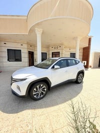 توسان 2024 خليجي رقم بغداد كفاله عامه ماشيه ٦٣ الف  فول مواصفات عدا ال...