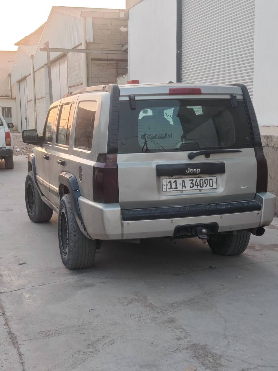 جيب كوماندر ٢٠٠٨ محرك ٨ سلندر ٤٧٠٠
مكينه و كير  و صدر خير من الله سنويه لل٢٩ 
نقوصات السياره  التبريد ميشتغل
و سنتر لوك ميشتغل 
سعرها للسياره ٦٨ ورقه و بيها مجال
مكانها بغداد الدوره
للاستفسار
***********
