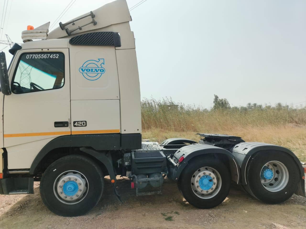 ڤالفو للبيع موديل 1995
مسجل عربانه 4 دناكير سنكل بلادي سياره مكفوله السعر 150$ سنويه جديده هزه جديد ارقام جديد العنوان ديالى 
رقم التلفون :***********
