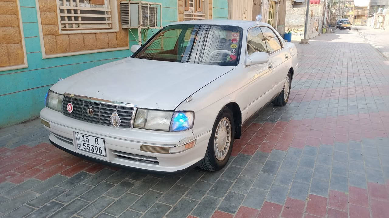 السلام عليكم بطه للبيع موديل 93 سياره مكفوله من كلشي مكفوله من صبغ بلاديه مكفوله من كص ونقل جثه سياره رقم انكليزي باسمي تحويل ثاني يوم تخم تاير جديد حداديه سبعين بلميه كربلاء حي النضال سعر 58 ومجال قليل سياره شاشه وكامره رقم ***********
