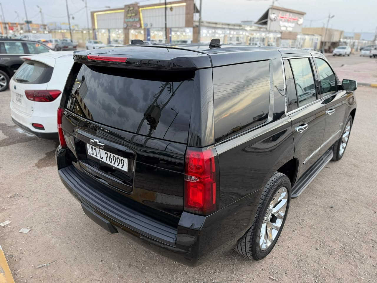 تحيه طيبه لاستفسار ***********
تاهو موديل 2020. ماشيه 38 فقط 

سياره ويل 22  السعر 335 

كير مكينه جدد. سياره جاهزه 

كشنات منفصل   

رقم بغداد مميز 🛑 

كشن رجاج. 

قاصه 

ثلاجه  

فدرالي  

سياره حادثها جاملغ وبنيد تبديل. اصلي وجاملغ فقط صبغ 

العنوان واسط مركز المدينه
