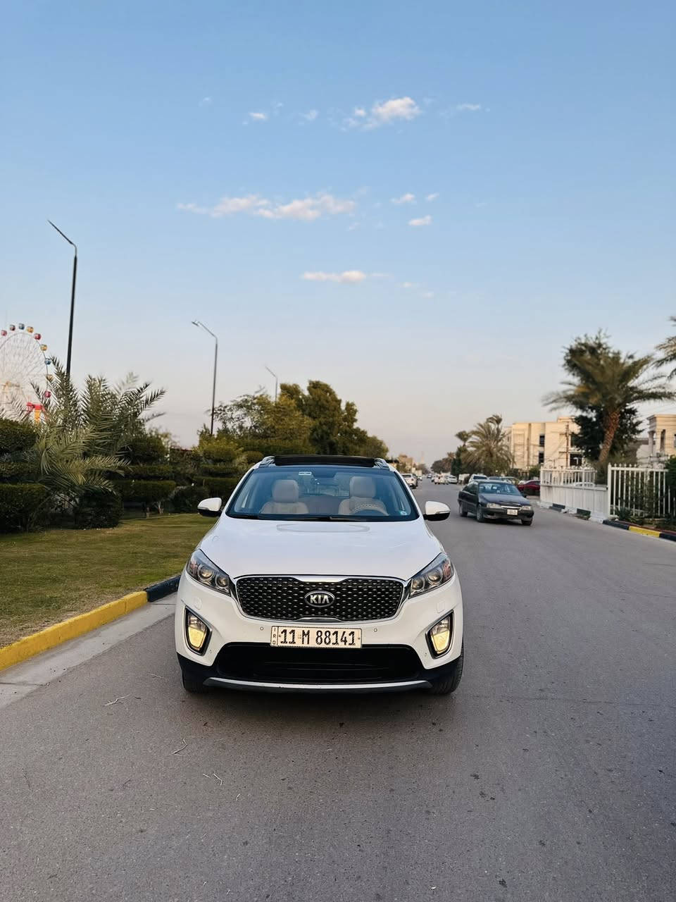 كيا سورنتو للبيع 2017  خليجي
رقم بغداد باسمي 6سلندر   كفاله عدا بارد اباب السكن بسيط 

بيه باب السايق دبل كود  او بنيد مطبك بل الشركه 

فول مواصفات بانوراما بصمتين ابواب  + بصمة تشغيل جنطه كهربائيه ذكيه رادرادات امامي وخلفي  وجوانب 

السعر 225 بيه مجال بسيط 

مكان السياره بغداد حي الجامعه 

رقم التلفون::***********
