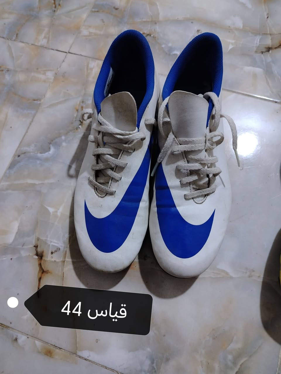 احذيه باله ستد كلهن نضيفات العنوان بغداد النهروان شارع الشمري ليريدهن يتصل ***********
