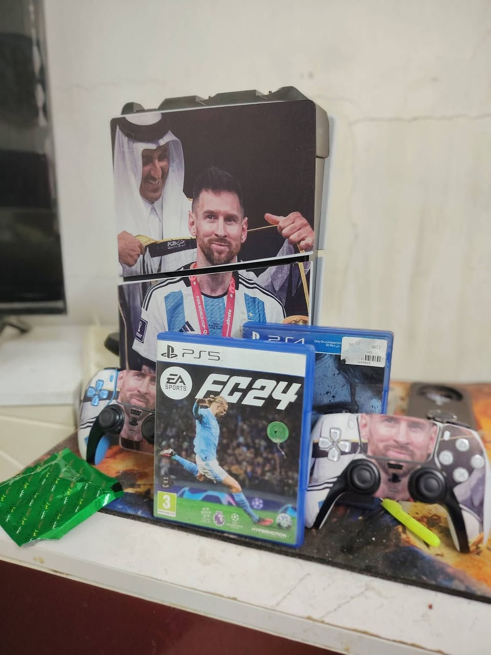 شباببببب سلام عليكم بلي فايف مستعجل علا بيعته شباب بلي فايف سلم واحد تيره يدات ٢اصلي وقرص بيس ٢٠و فيفا ٢٤و و ذلاست الجزه ٢ وبي حساب مال فورزه اخذو لكم شباب كلش مستعجل علا بيعته بلي نضيف وكرتونه كامله شباب ليوم لين بأجر صبح أبيه كلشي مستعجل عليه سعر 650قفل ولله لكطه بلي بيه لألعاب


**إذا كنت صاحب هذا الإعلان وتريد حذفه لأي سبب، رجاءا أرسل رسالة إلى الدعم الفني**