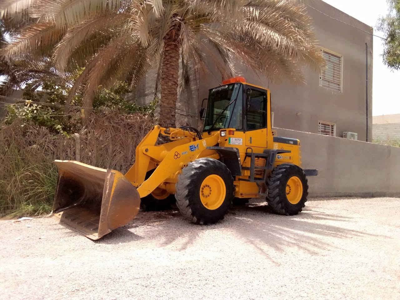 السلام عليكم شفل كاماتسو حجم 100 رقم نجف باسمي موديل 2015 رقم بصره باسمي مكينه كفاله كير محرك اكسنات تبريد جاهزه لشغل تحويل شرط ‭0772 567 2711‬ سعره 340 وبيه مجال مكانه كربلاء
