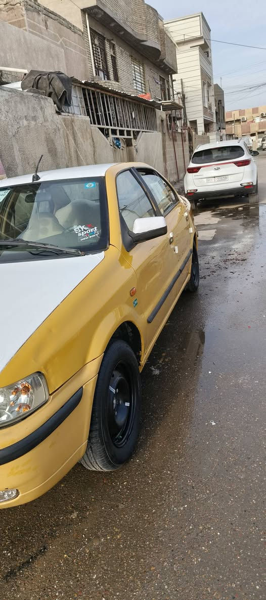 السلام عليكم سمند ناطقة موديل 2011 مصفرة هيئة وغرامات سنوية ل29 رقم انگليزي شرط تحويل سيارة جاهزة السعر 31 ورقة العنوان بغداد مدينة الصدر شارع الفلاح ***********
