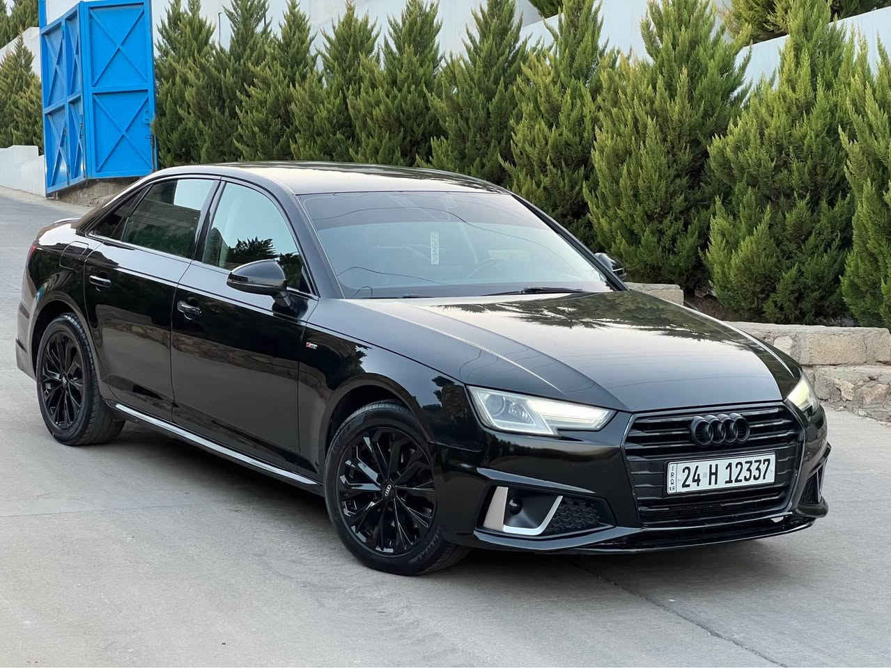 (( Audi - A4 - 2019 ))
اودي A4 موديل 2019 — خليجي — وكاله

فووول مواصفات عدا الفتحة فئة ( S-LINE ) 

مكفوله كفاله عامة بدون اي حادث 
فقط ٣ قتع مرشوشات اثر شخط بدون دكة جكوج
بدون اي حادث كفاله عاااامة

السعر المطلوب 143  $ ومجال بصيط

***********
***********
رقم دهوك الدولي تحويل ثاني يوم
رقم سنويه جديد 

محرك السيارة 4 سلندر حجم 1800 توربو
برغي مامفتوح بيها

السيارة ماشيه ١٨٠ الف مايل

مواصفات .. كير اوتوماتك + عادي + شفتات سترين .. بصمة تشغيل .. بصمة ابواب .. هندبريك بصمة .. شاشة جبيرة .. بردات بلاديه .. حساسات خلفيه + امامي .. فول تحكمات ستيرن + شاشة .. ليد امامي .. ليد خلفي .. تبريد قطعتين .. كشنات جلد .. كشنات كهربائي .. دجبول مطعم بصاج .. نظام اوتو ستوب 

السيارة تجي تشوفها نظافتها مال سيارة زيرو وترايها مال سيارة زيرو ومسويلها سيرفس عاااام 
نظافتها 100% Singapore
