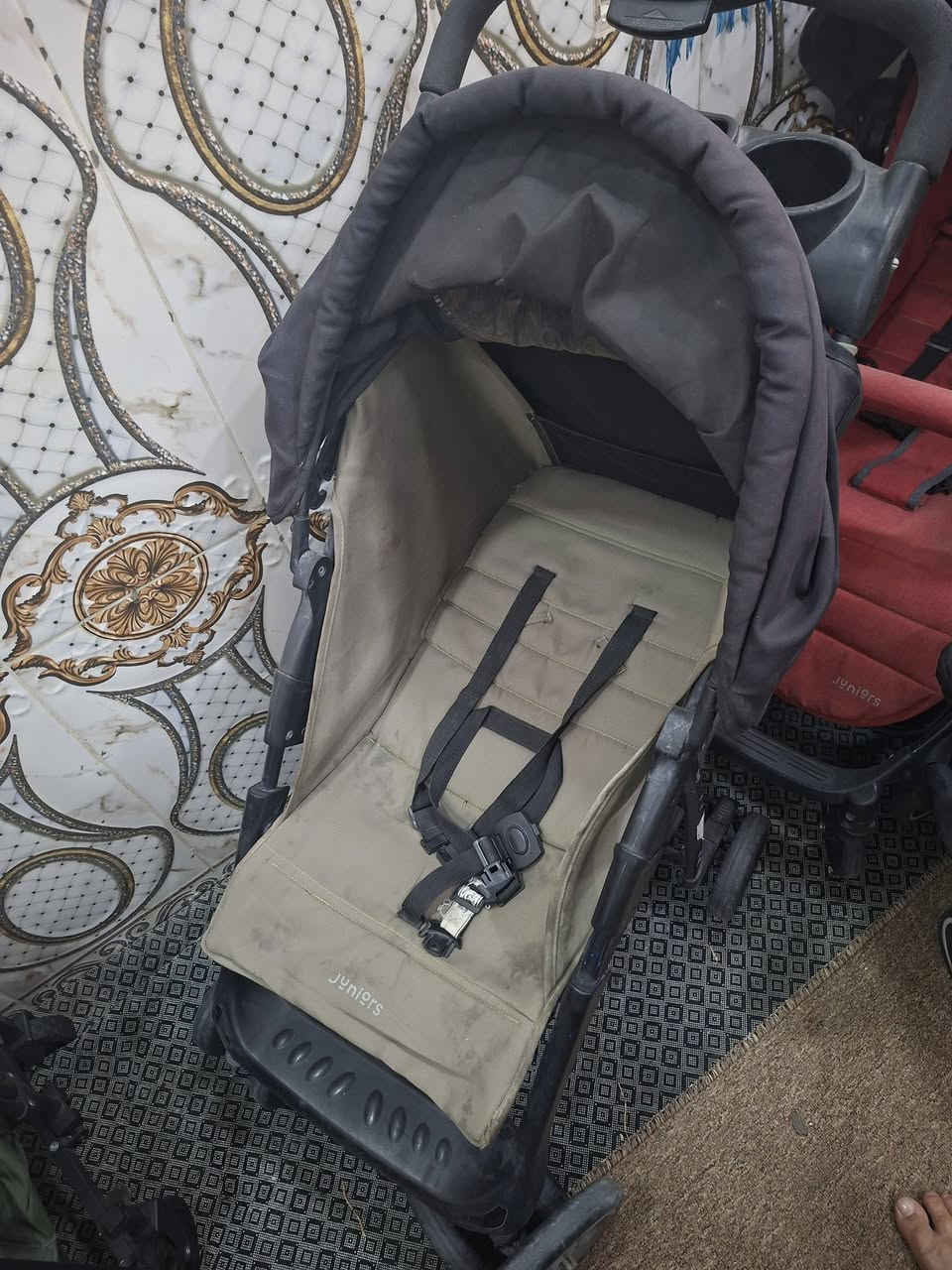 ٥٠ مع التوصيل ماركه جونيورز منام وجلوس وتتحمل اوزان ثقيله


**إذا كنت صاحب هذا الإعلان وتريد حذفه لأي سبب، رجاءا أرسل رسالة إلى الدعم الفني**