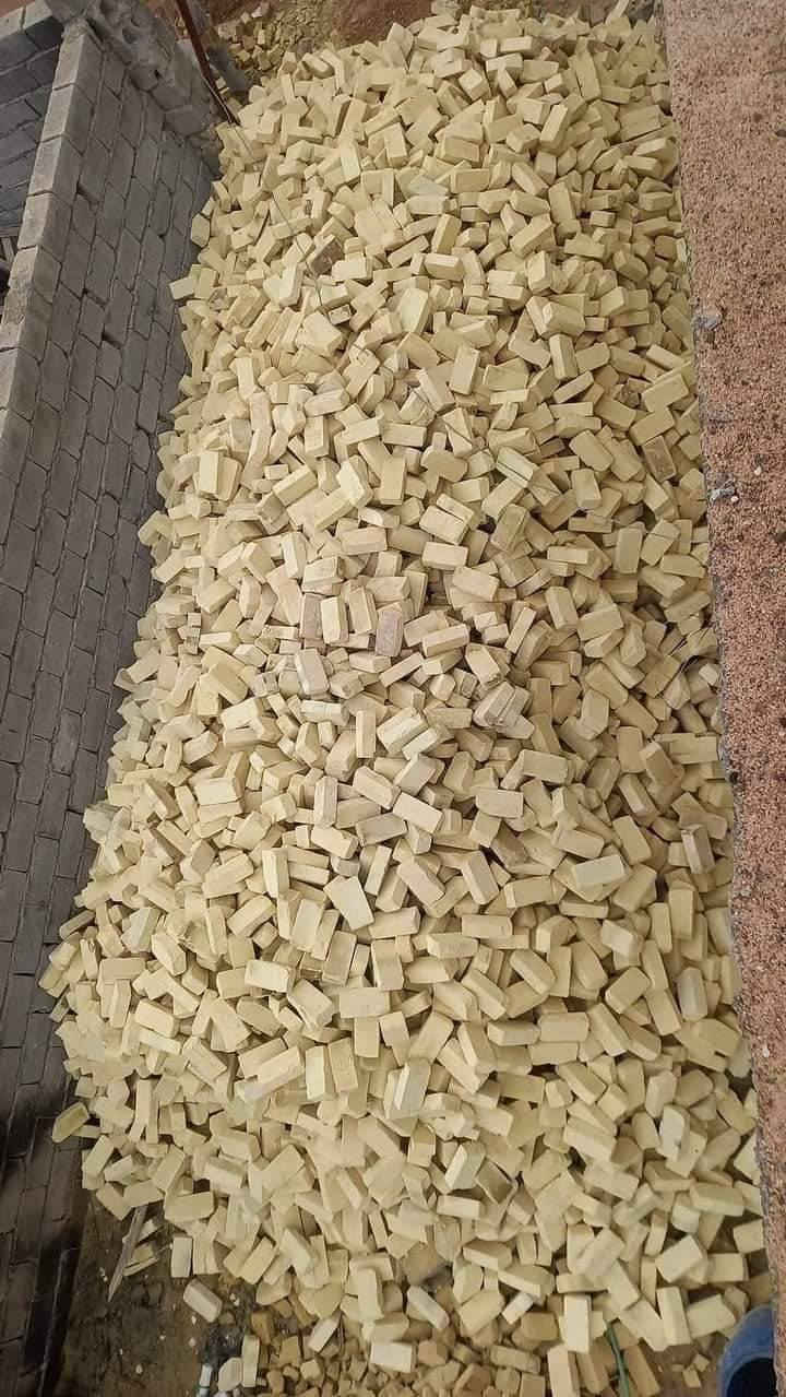 "لسنــا الأفضـــل ولكـــن نطمــــح أن نكـــون المتميـــزيـــن دومـــاً"📞***********🧡حسب طلب زباين صفحتنا 💻***********
 (#طابوق_درجه_اولئ_لون_قوه__ _طابوكه_زياده) 
للطلب والاستفسار خاص الصفحة او وتس ✅
يوجد خدمات توصيل🚛 فقط #االبصرة  ميسان عمارة, ميسان
