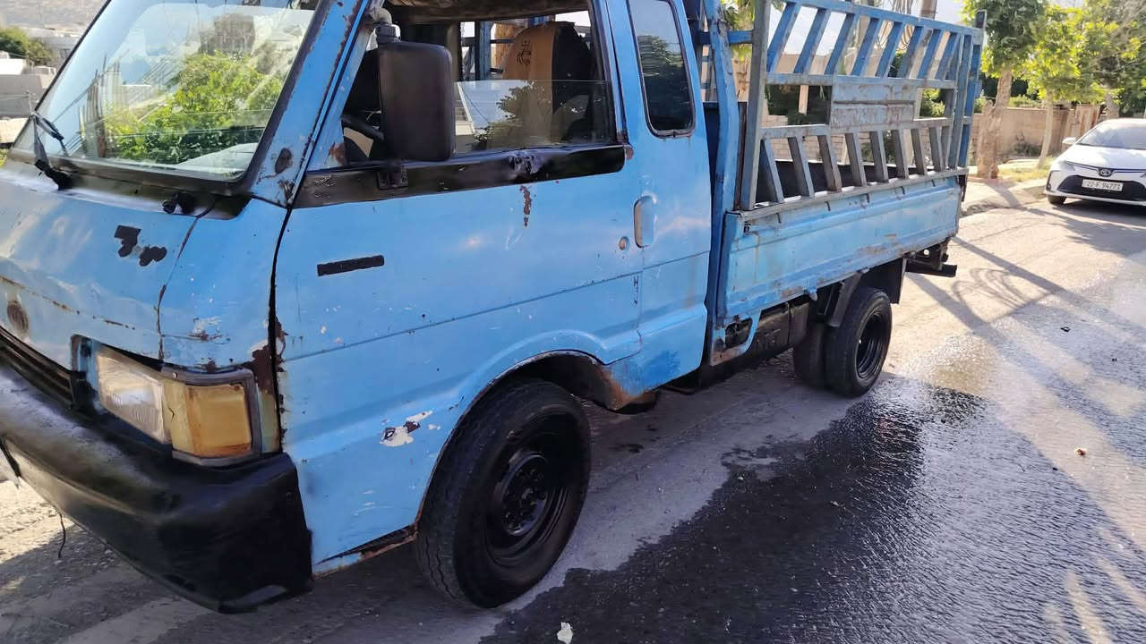 كيه بنكو موديل 96رقم صلاح الدين ما اندل راعيها السياره اتكفل سرقه عشاير مكفوله كير مكينه اكسن جديد  سعر 23بيها مجال مكان او ربيل سوران 
***********7507454938
