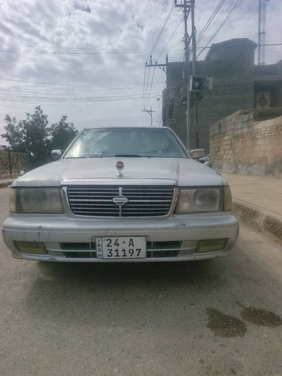 نيسان سدرك موديل ٢٠٠١ رقم دهوك نكليزي تحويل مباشر او وكاله   ع وضع شركه تدفئة تبريد  صدر جديد تخم تاير  كفاله عامه كير ومحرك جديد كير عادي محرك ٦ سلندر بلاد  بيه جراد فقد قطره صبغ مابيه مراوس او بيع السعر ٦٥ بيه مجال مكان الفلوجة ***********
