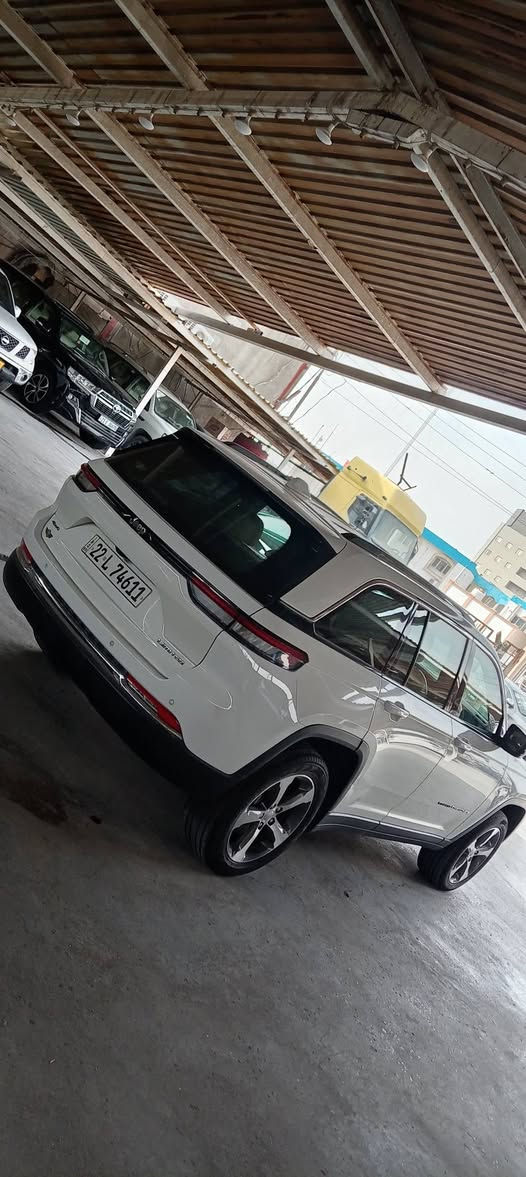 سلام عليكم جيب 2023 خليجي فول على نانو 
مكاني البصرة معرض الرفدين 
للاستفسار *********** 
السعر 410
