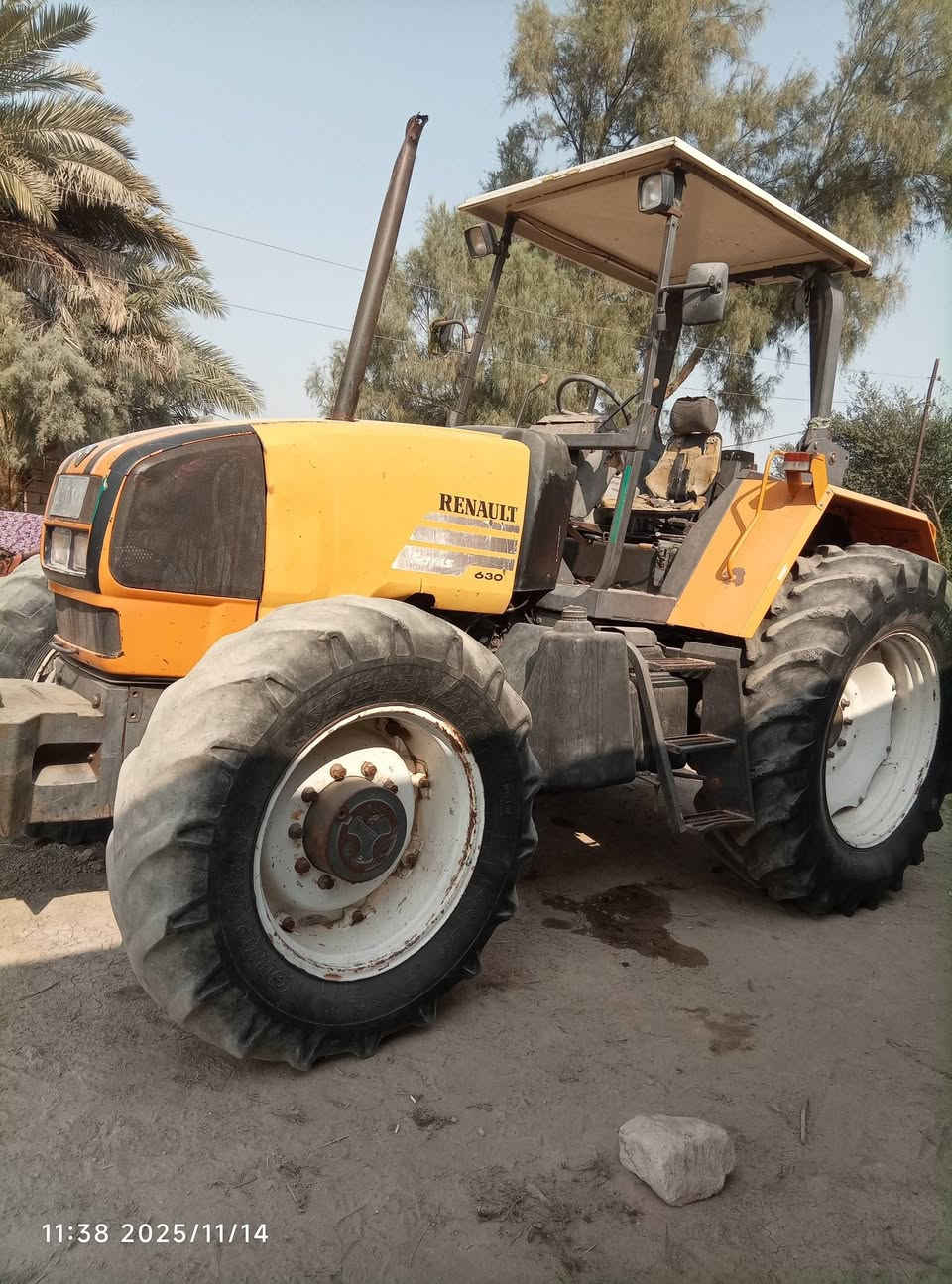 السلام عليكم
للبيع رينو 2002 حجم 140 رقم سنويه مكفوله المكينه جاهزه للكراب العنوان بابل الرقم للاستفسار ***********
