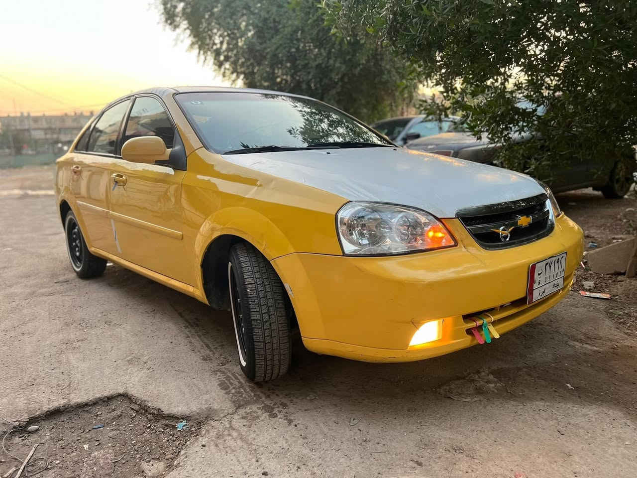 اوبترا الشركة العامة ٢٠١١ كير اوتوماتيك
بسمي رقم بغداد مصفرة من كلشي 
بدون حادث بيهة طخات بسيطة ومرشرشة على كدهن اعتبرهة احزام بجم لغود شواصي تكم ايرباك كله مكفول 
وبيهة هاي الطخة بلجاملغ ممصلحة 
محرك وكير نعمة من الله
منظومة تي بي اس وعقل وضفيرة محورة ميكانيك يعني انسى الجويتر والخربطة 
منضومة تبريد بلصيف شديته يعني ثلج 
تدفئة شغالة نار
كهربائيات شغالة للاخير 
شاشة وكامرة وسيتم سماعات وتحكمات شغالة بلادية

بيع او مرواس ويه خصوصي وكير اوتو وراس براس مومهم الموديل 

مكاني الدورة الصحة 
سعرهة ٦٥ وبيهة مجال بسيط 
***********
