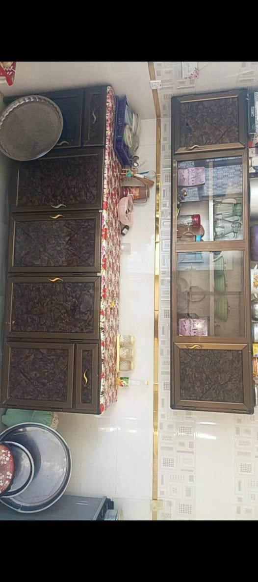 يعلن مزاد نشوان الشمري عن وصول بضاعه استعمال قليل العنوان خلف مستشفى بلدروز العام ع الرقم ***********

